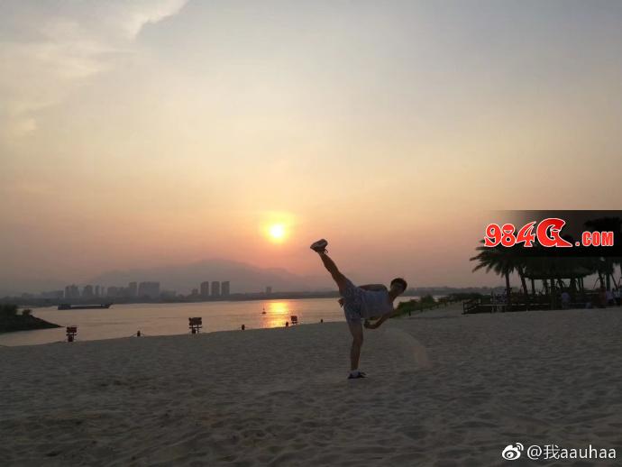 “挑战李小龙一字马”人才辈出! 《英魂之刃》活动精彩回顾 英魂之刃